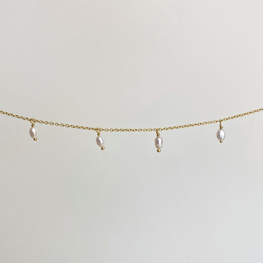 Silber vergoldete Halskette mit Süßwasserperlen im Abstand