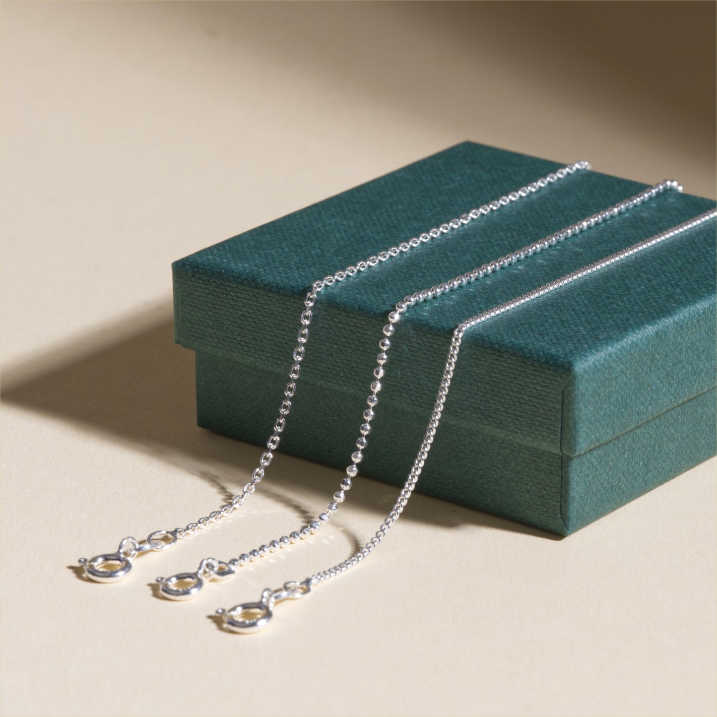 Ketten aus Silber & Gold